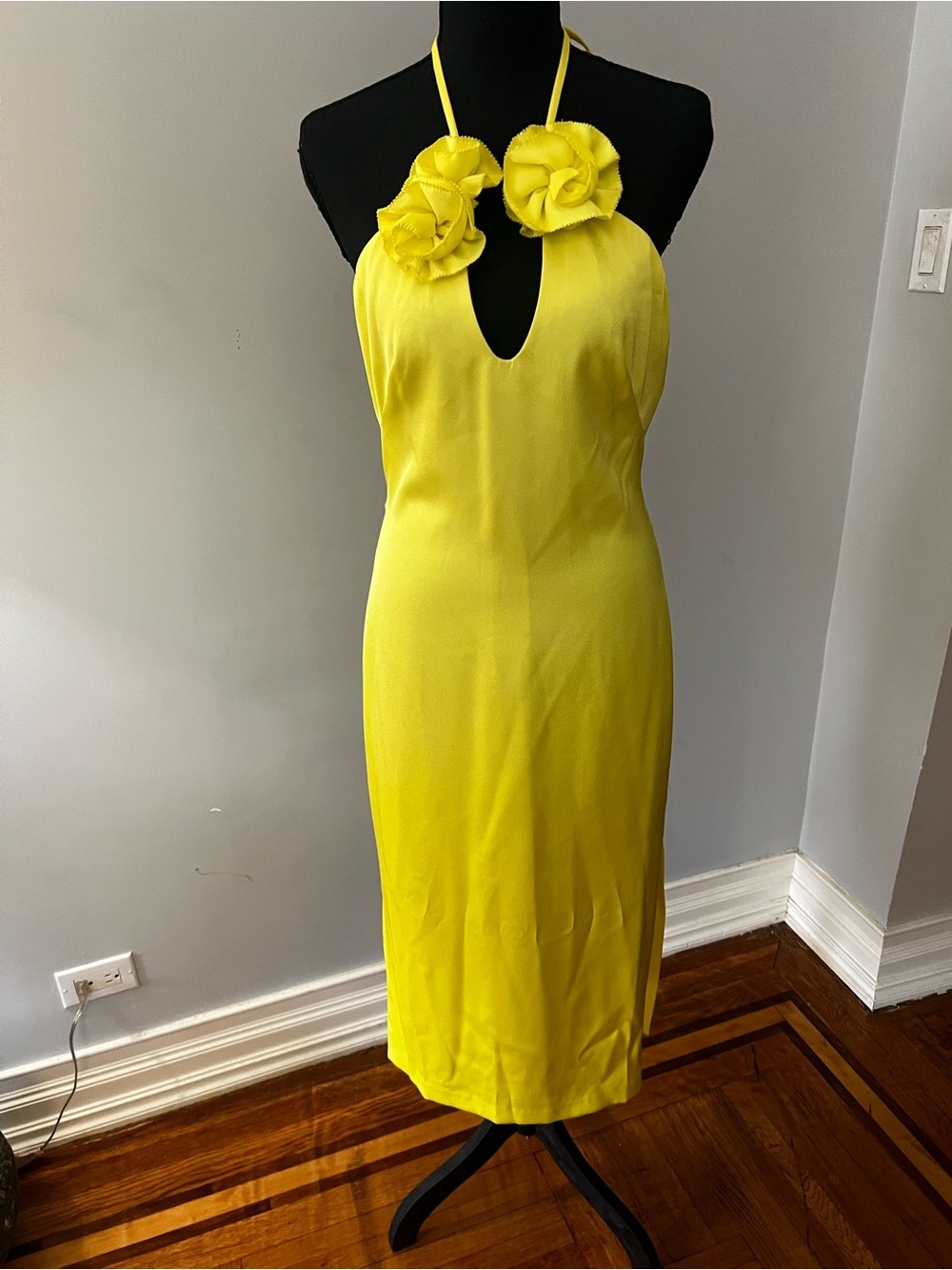 Adrianna Papell Bright Yellow Halter Midi Dress with Floral Neckline